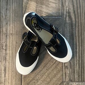 Vans Mary Jane Sneakers